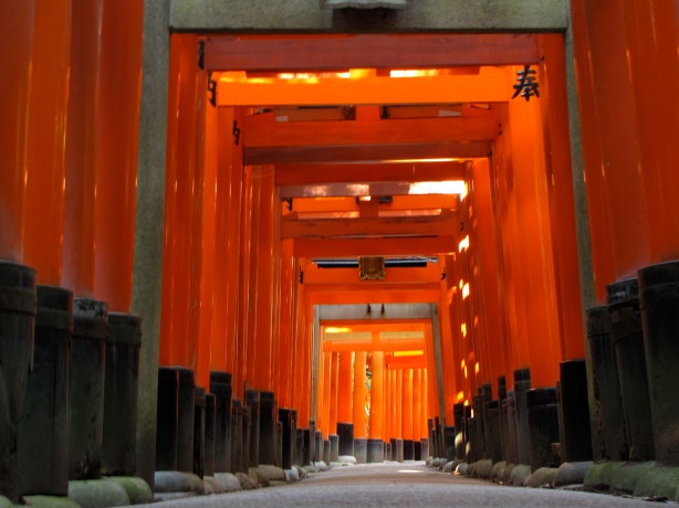 Through the Sunset - Fushimi-Inari Taisha shrine, Kyoto, Japan